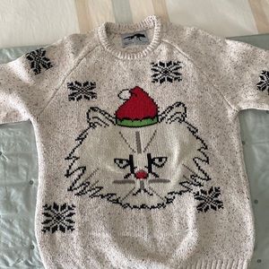 Grumpy cat sweater in medium